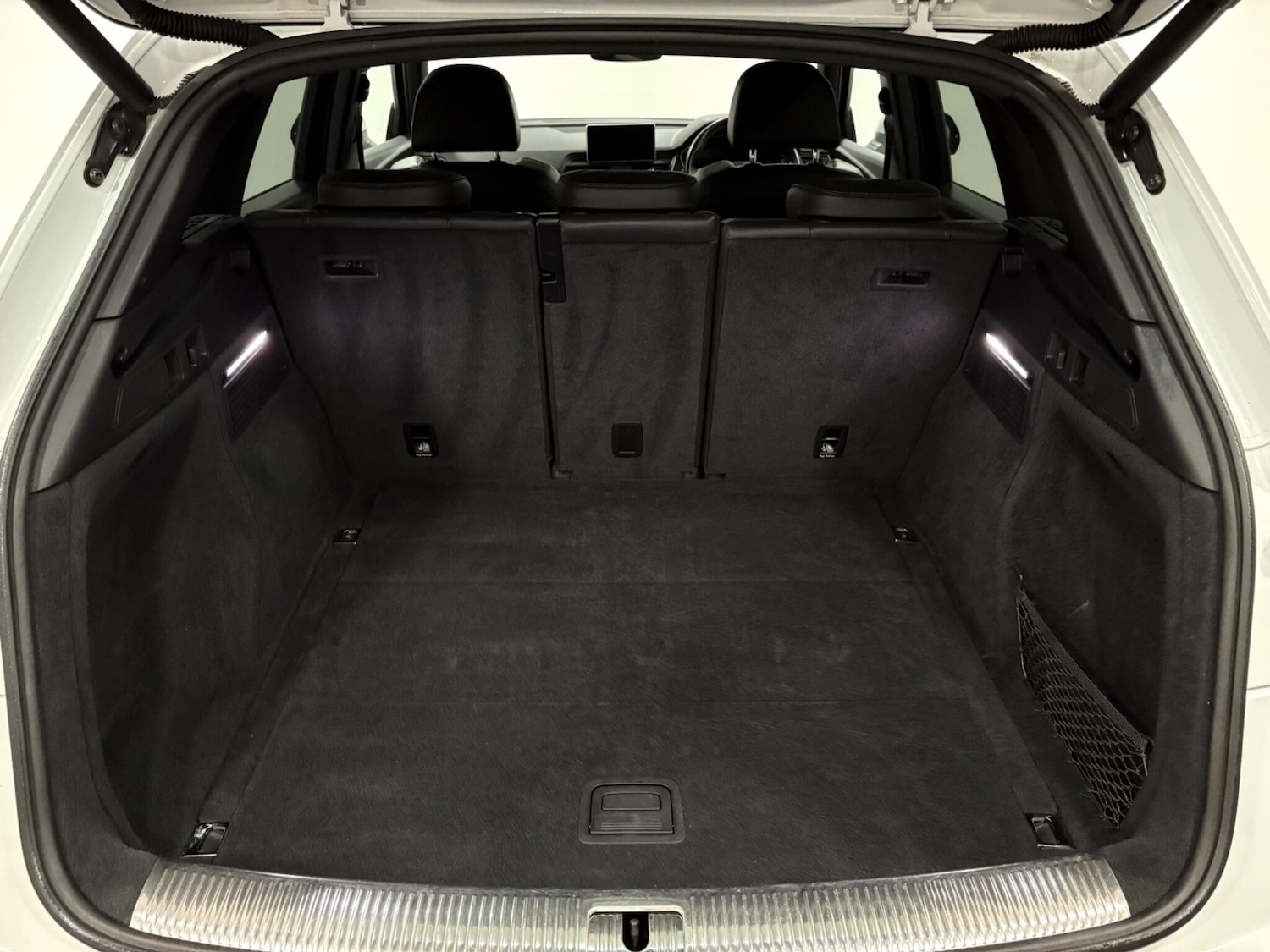 Used Audi Q5 2019 for sale - 77020901: Photo 46