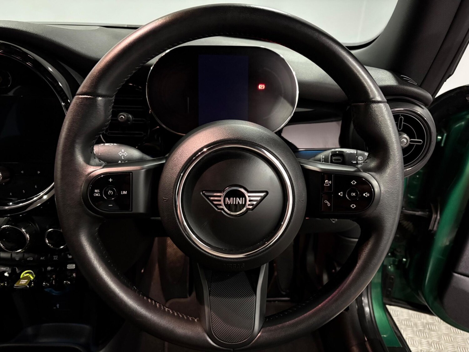 Used MINI Hatch 2022 for sale - 77939627: Photo 12