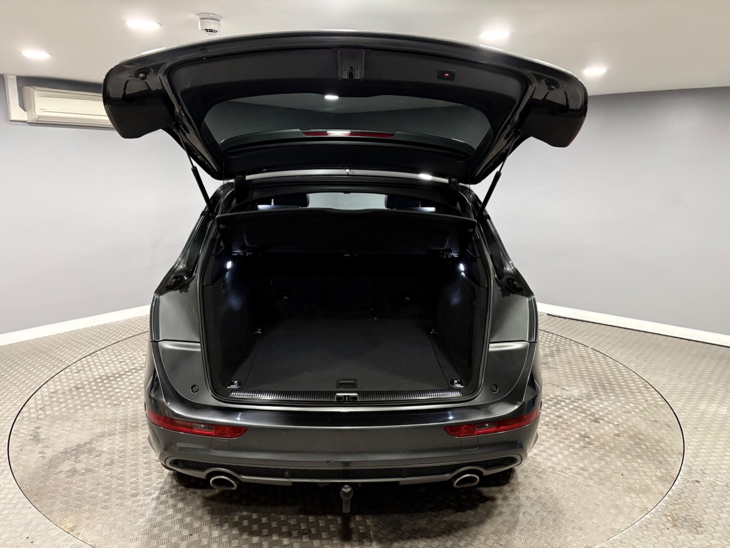 Used Audi Q5 for sale - 77926049: Photo 44