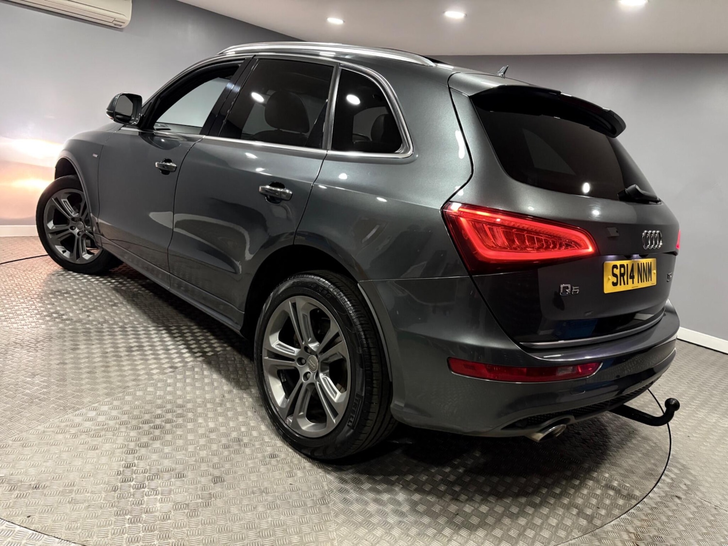 Used Audi Q5 for sale - 77926049: Photo 49