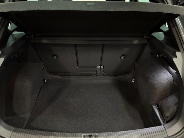Used Volkswagen Tiguan 2024 for sale - 76200845: Photo 45
