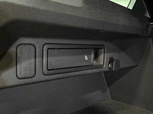 Used Volkswagen Tiguan 2024 for sale - 76200845: Photo 46
