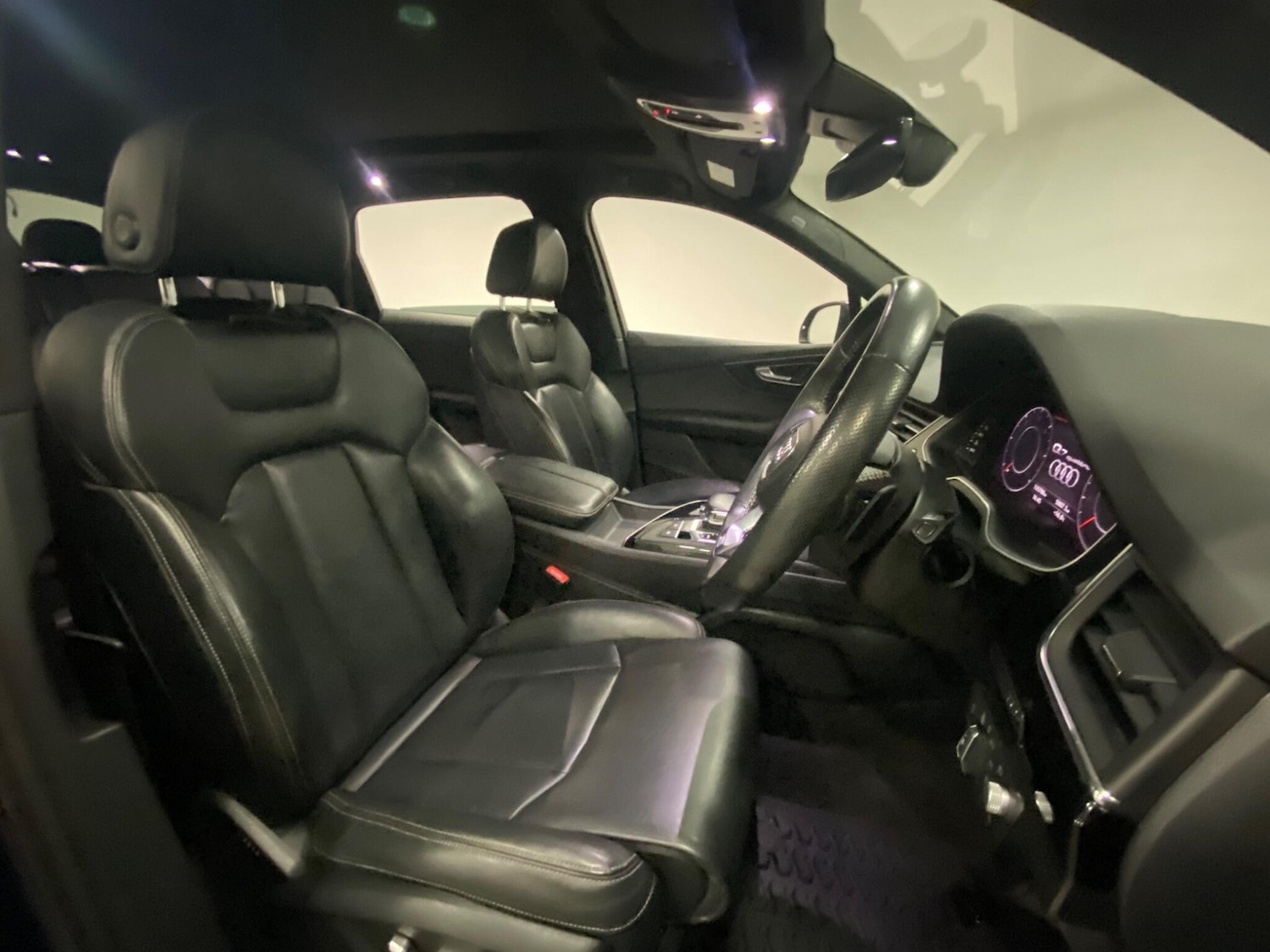 Used Audi Q7 for sale - 76432418: Photo 16