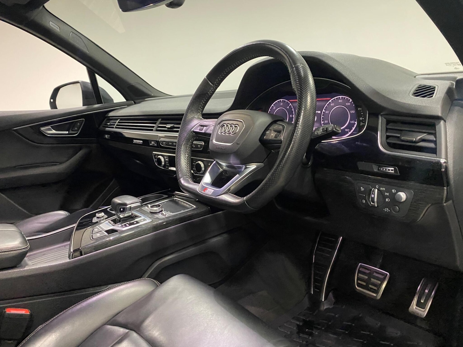 Used Audi Q7 for sale - 76432418: Photo 17