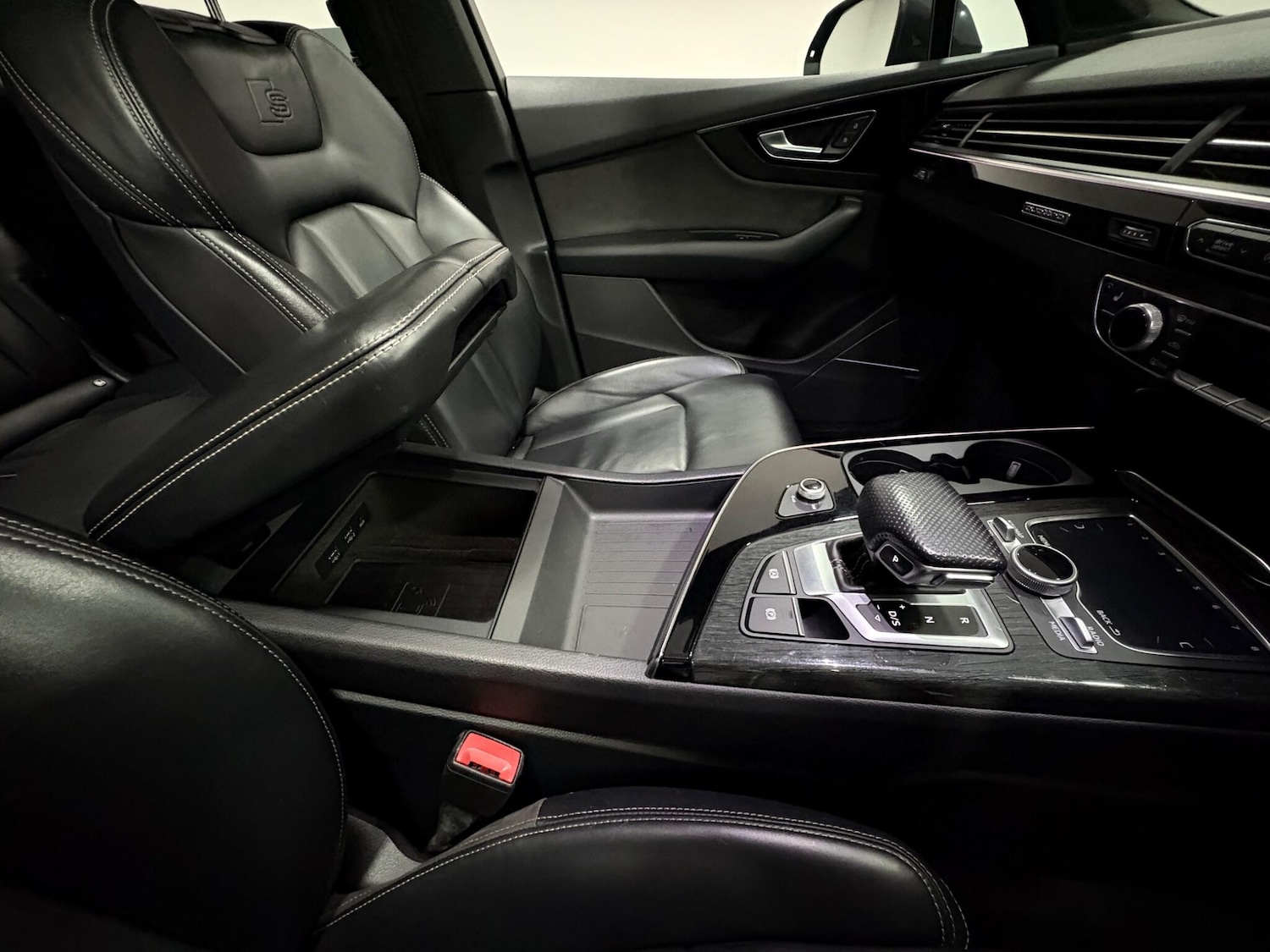 Used Audi Q7 for sale - 76432418: Photo 35