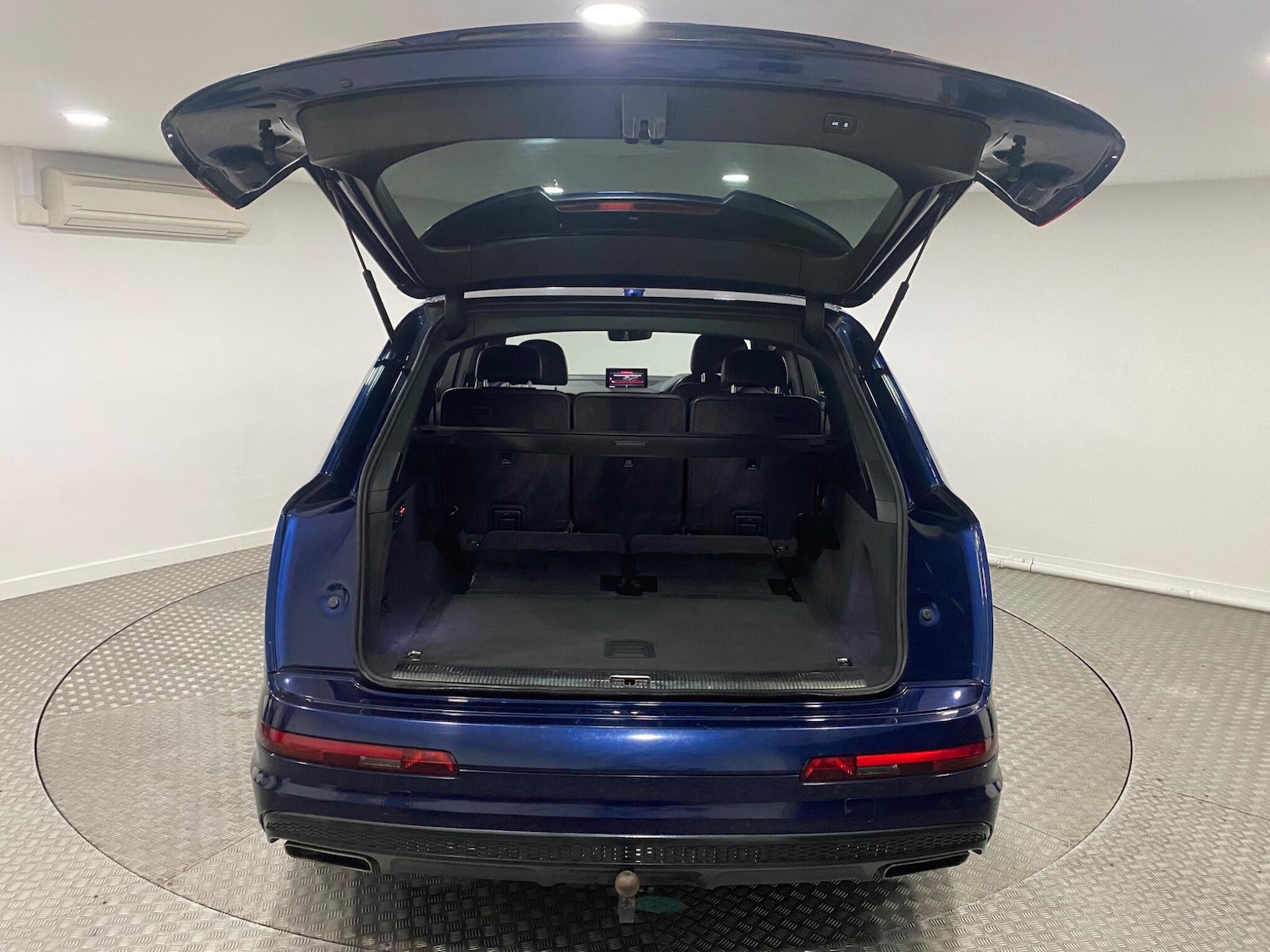 Used Audi Q7 for sale - 76432418: Photo 60