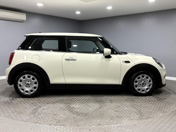 Used MINI Hatch 2020 for sale - 78007620: Photo