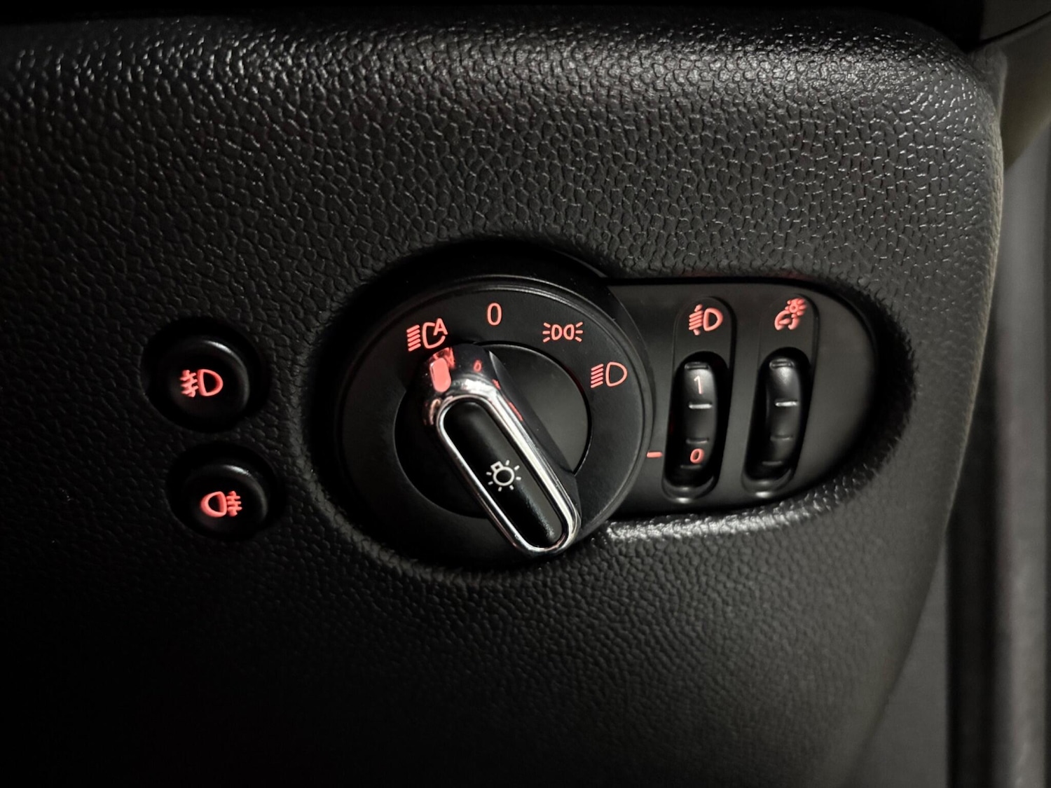 Used MINI Hatch 2020 for sale - 78007620: Photo 32