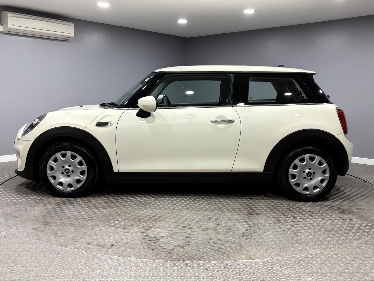 Used MINI Hatch 2020 for sale - 78007620: Photo 6
