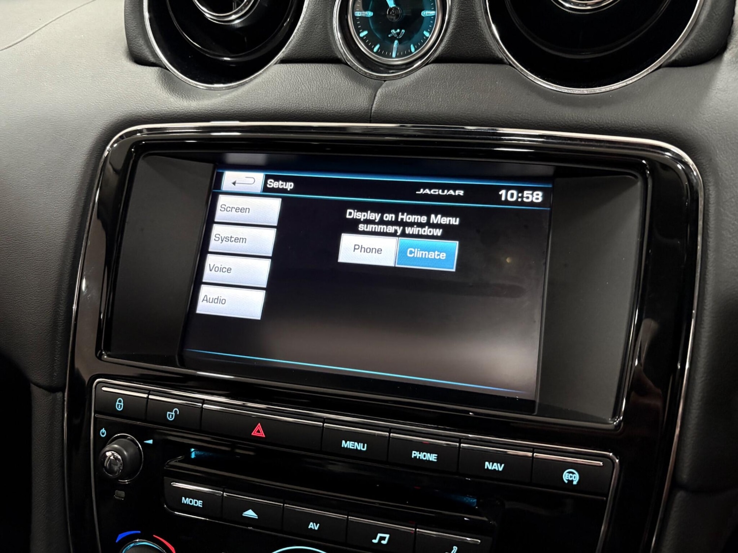 Used Jaguar XJ 2015 for sale - 77315221: Photo 25