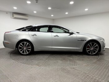 Used Jaguar XJ 2015 for sale - 77315221: Photo