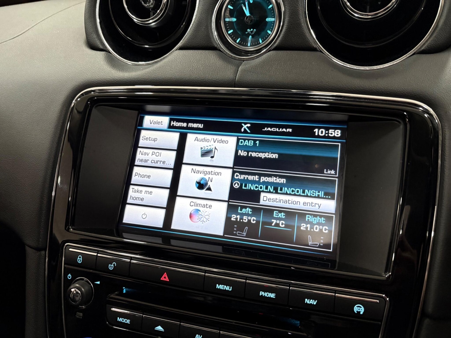 Used Jaguar XJ 2015 for sale - 77315221: Photo 31