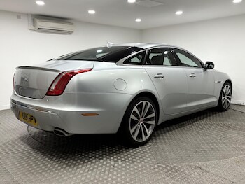 Used Jaguar XJ 2015 for sale - 77315221: Photo