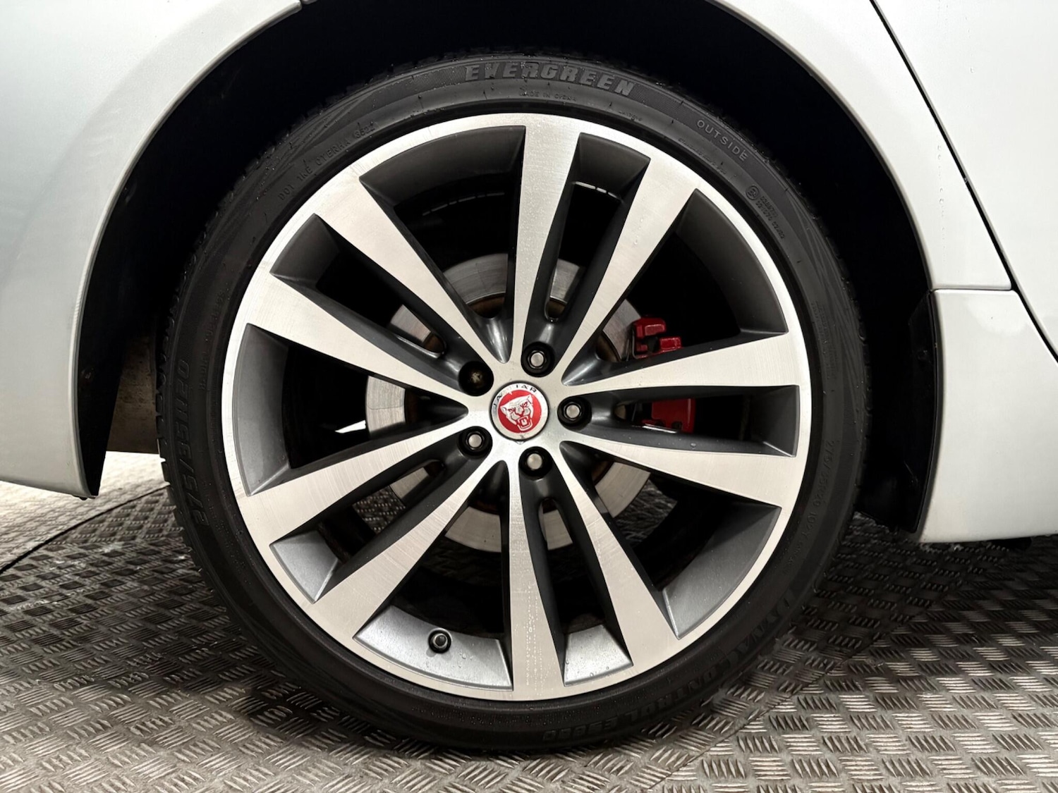 Used Jaguar XJ 2015 for sale - 77315221: Photo 53