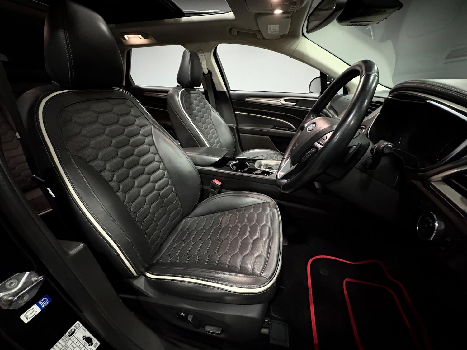 Used Ford Mondeo 2018 for sale - 78101283: Photo 12