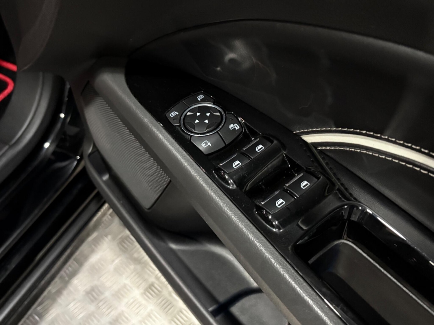 Used Ford Mondeo 2018 for sale - 78101283: Photo 37