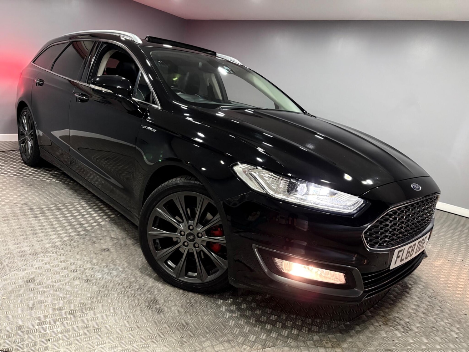 Used Ford Mondeo 2018 for sale - 78101283: Photo 48