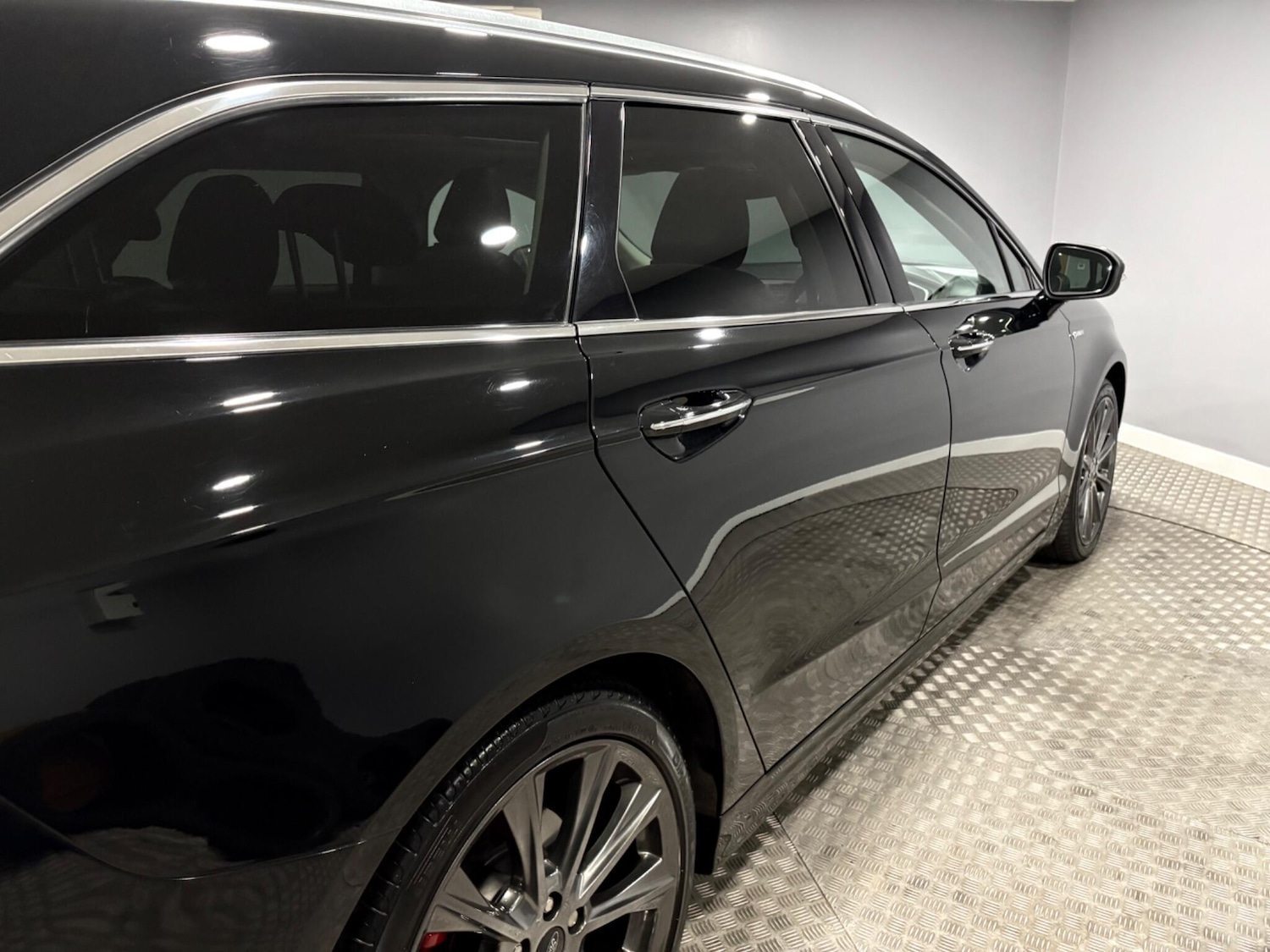 Used Ford Mondeo 2018 for sale - 78101283: Photo 50