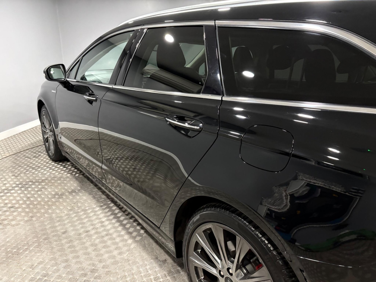 Used Ford Mondeo 2018 for sale - 78101283: Photo 52