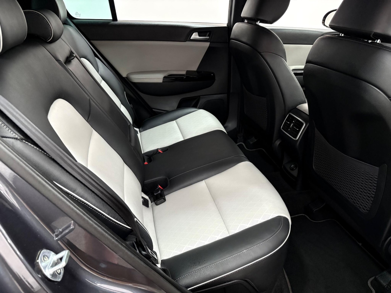 Used Kia Sportage 2018 for sale - 77021188: Photo 40