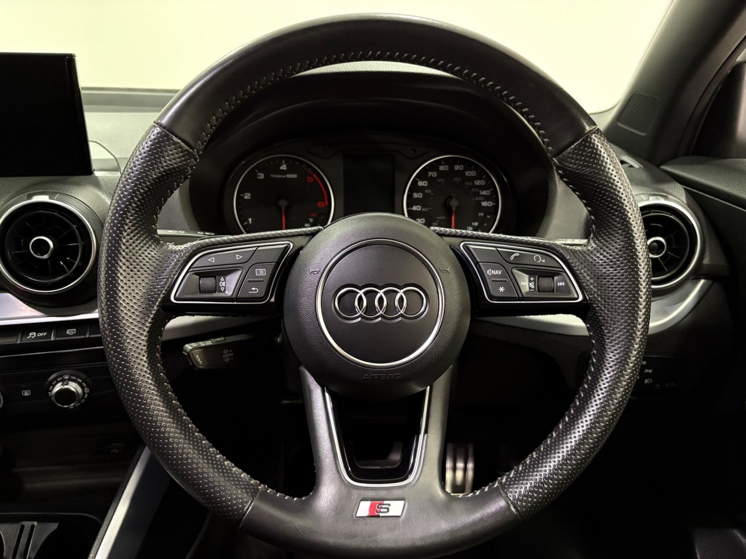Used Audi Q2 2019 for sale - 77020900: Photo 14