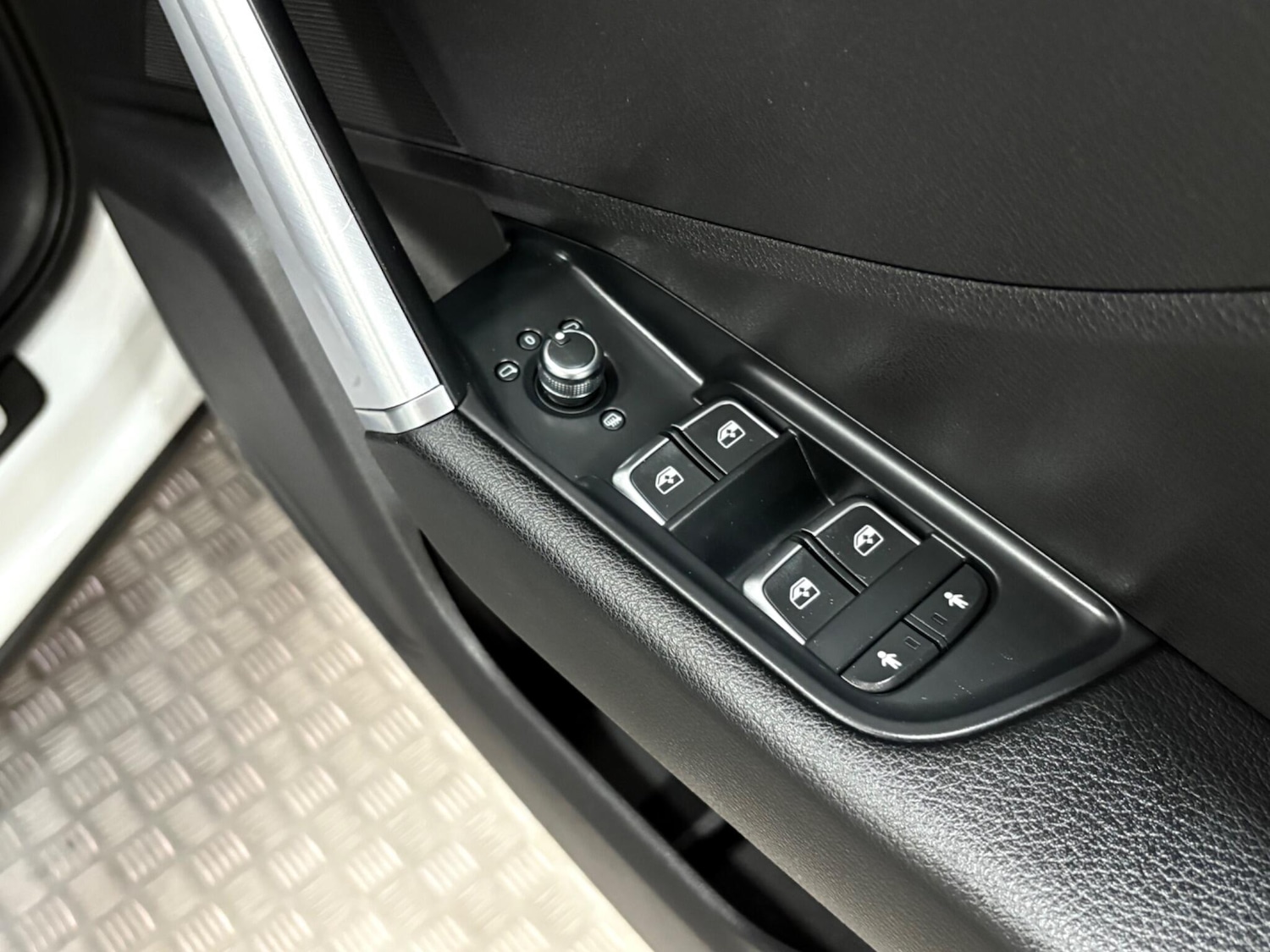 Used Audi Q2 2019 for sale - 77020900: Photo 35