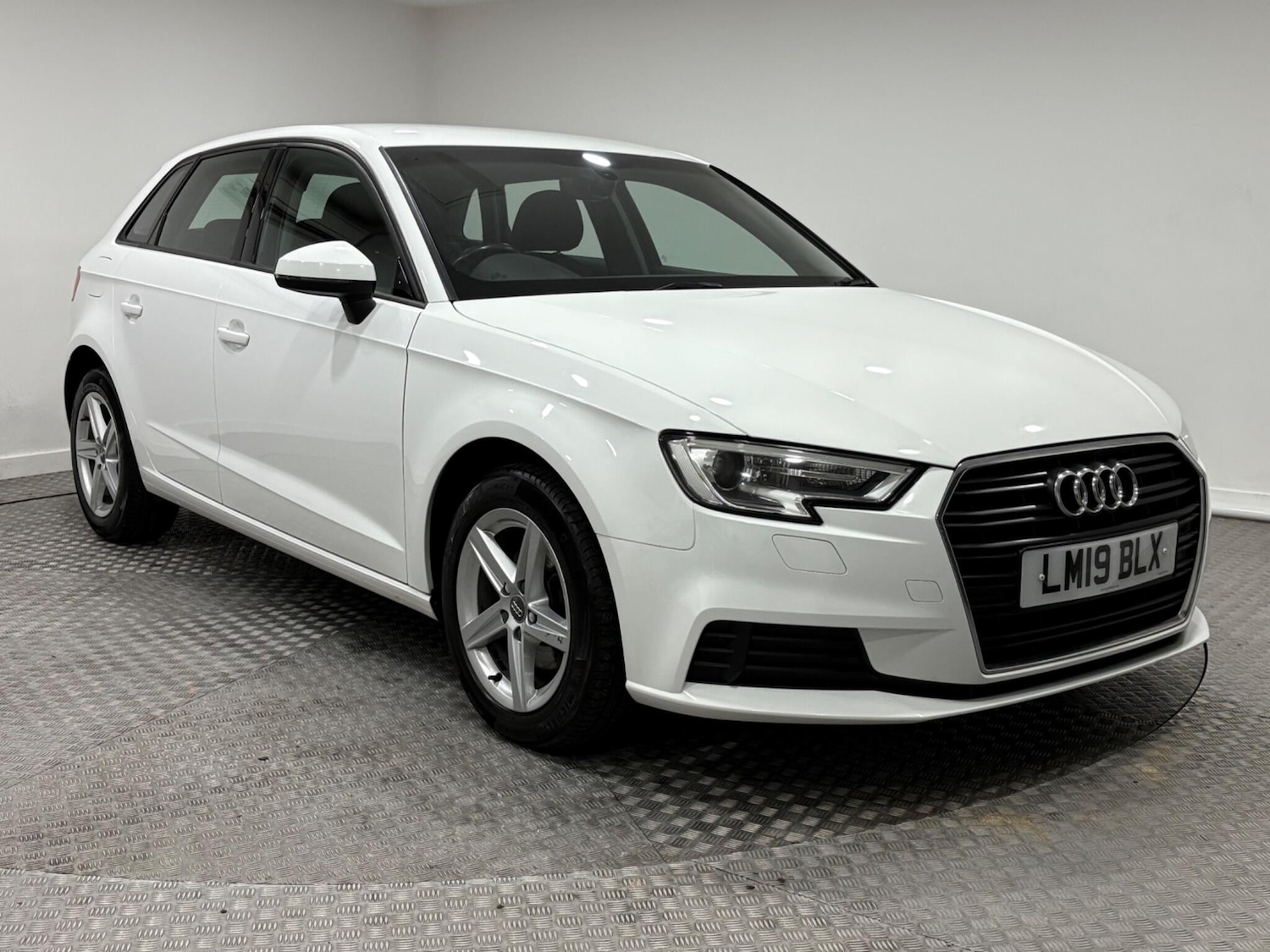 Used Audi A3 2019 for sale - 77020880: Photo 1