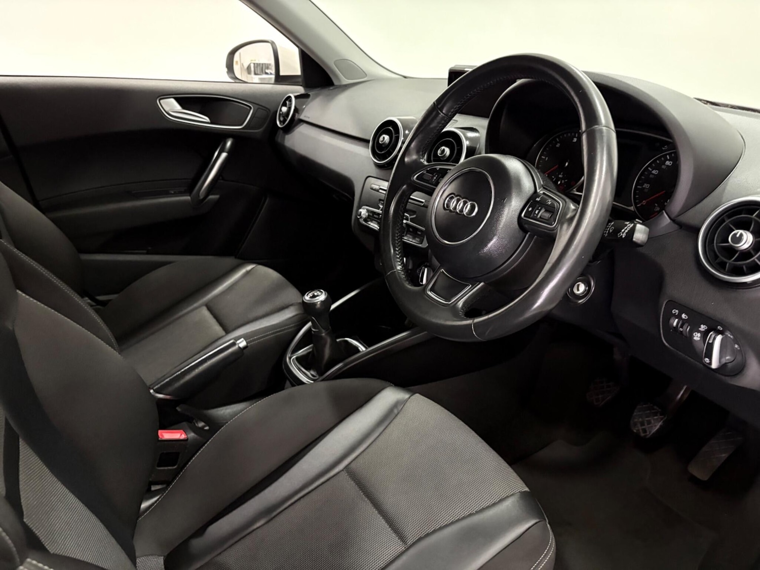 Used Audi A1 2018 for sale - 76597453: Photo 9