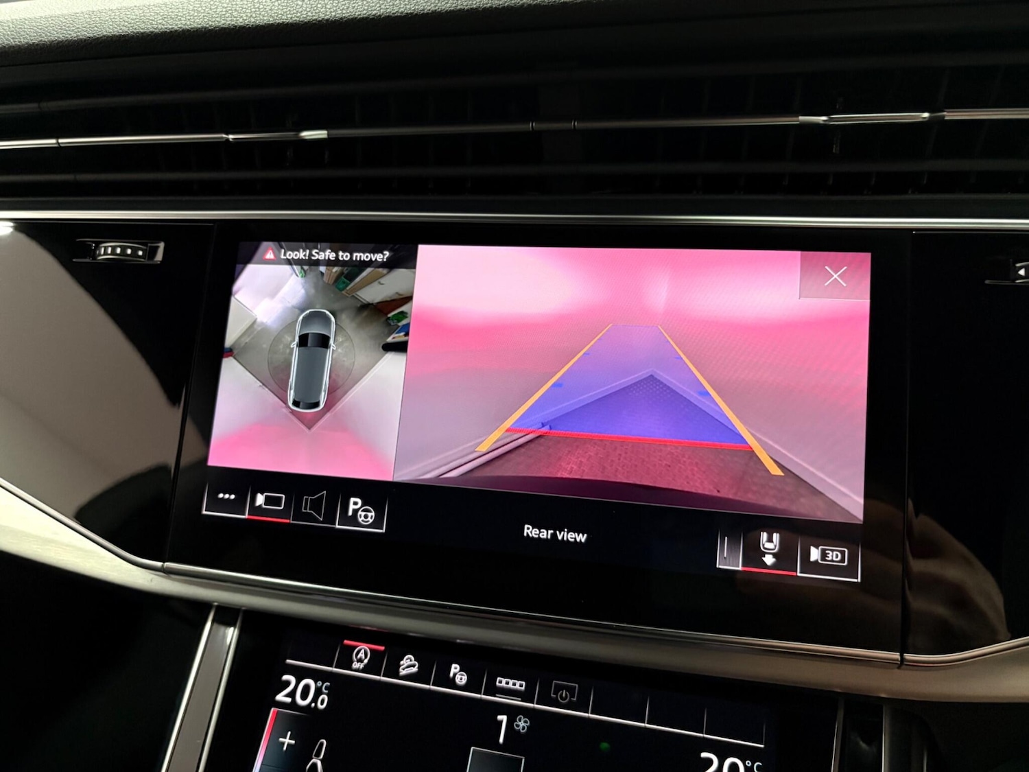 Used Audi Q8 2022 for sale - 77021263: Photo 23