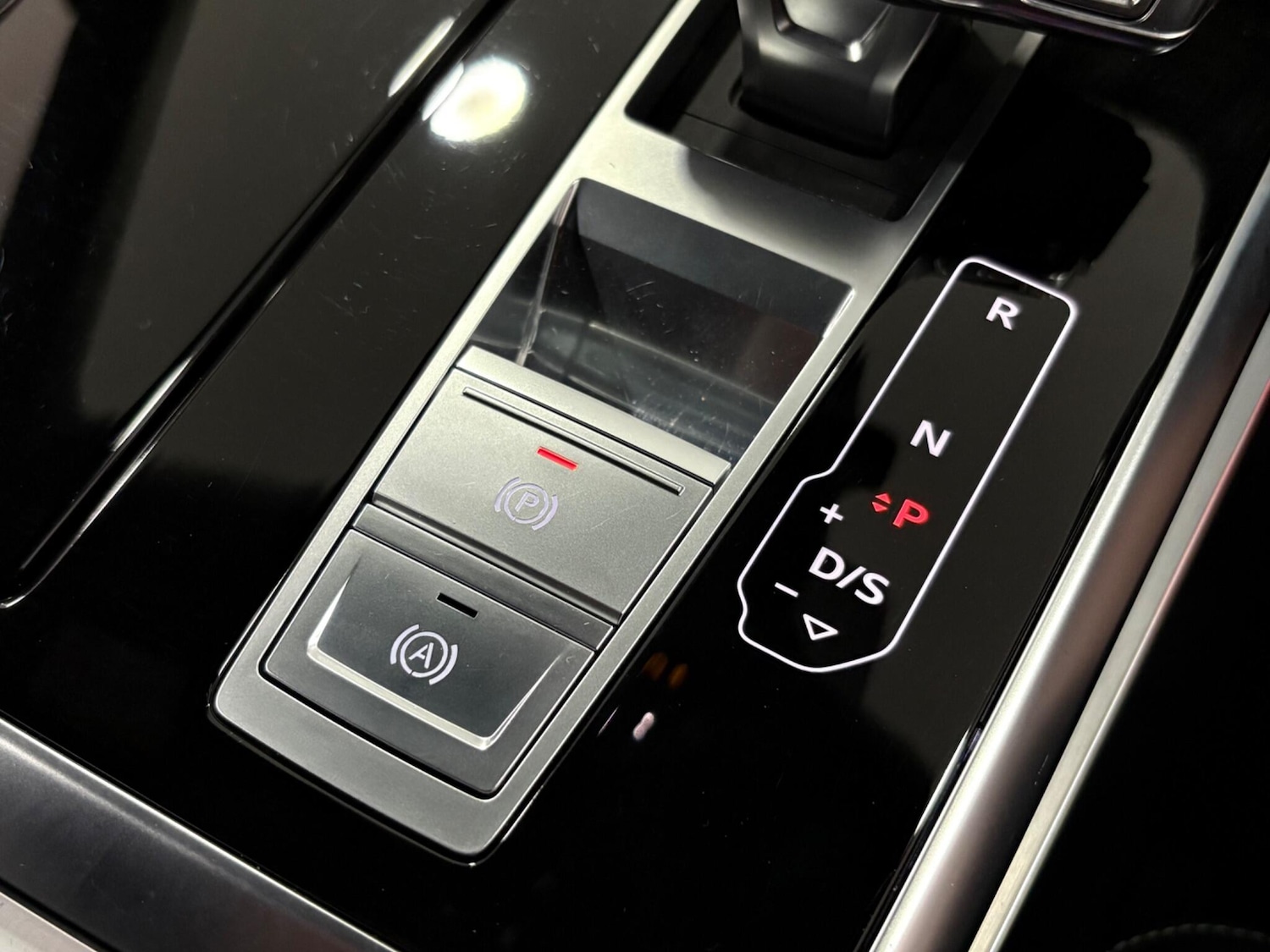 Used Audi Q8 2022 for sale - 77021263: Photo 40