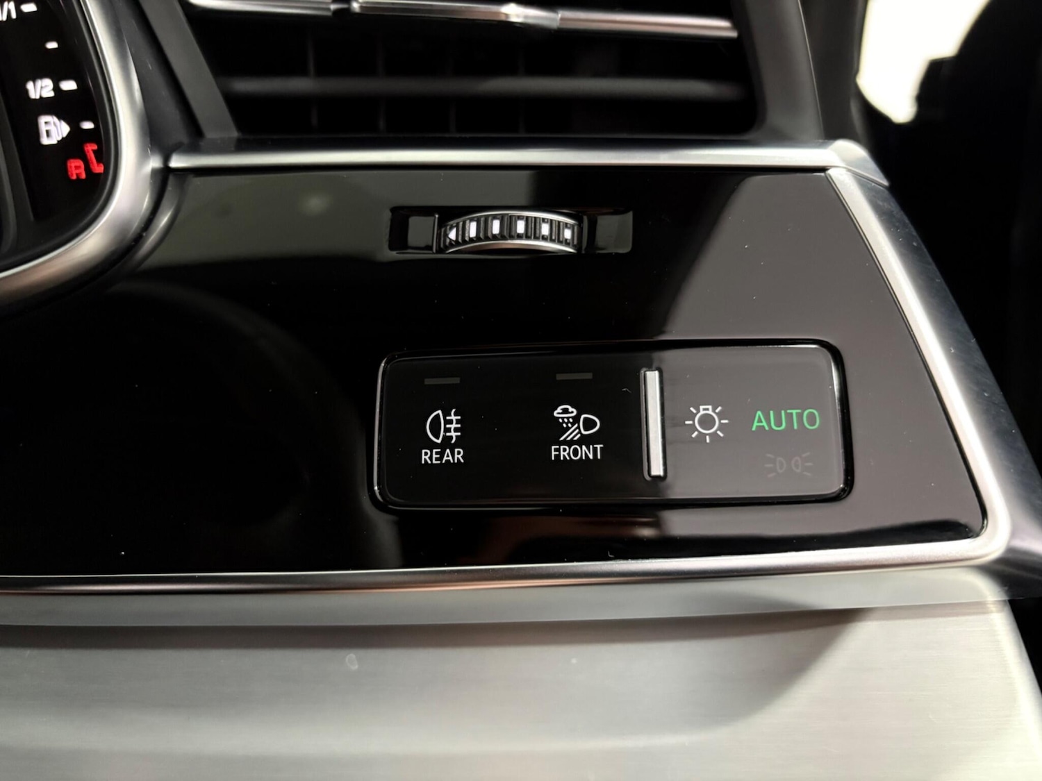 Used Audi Q8 2022 for sale - 77021263: Photo 43