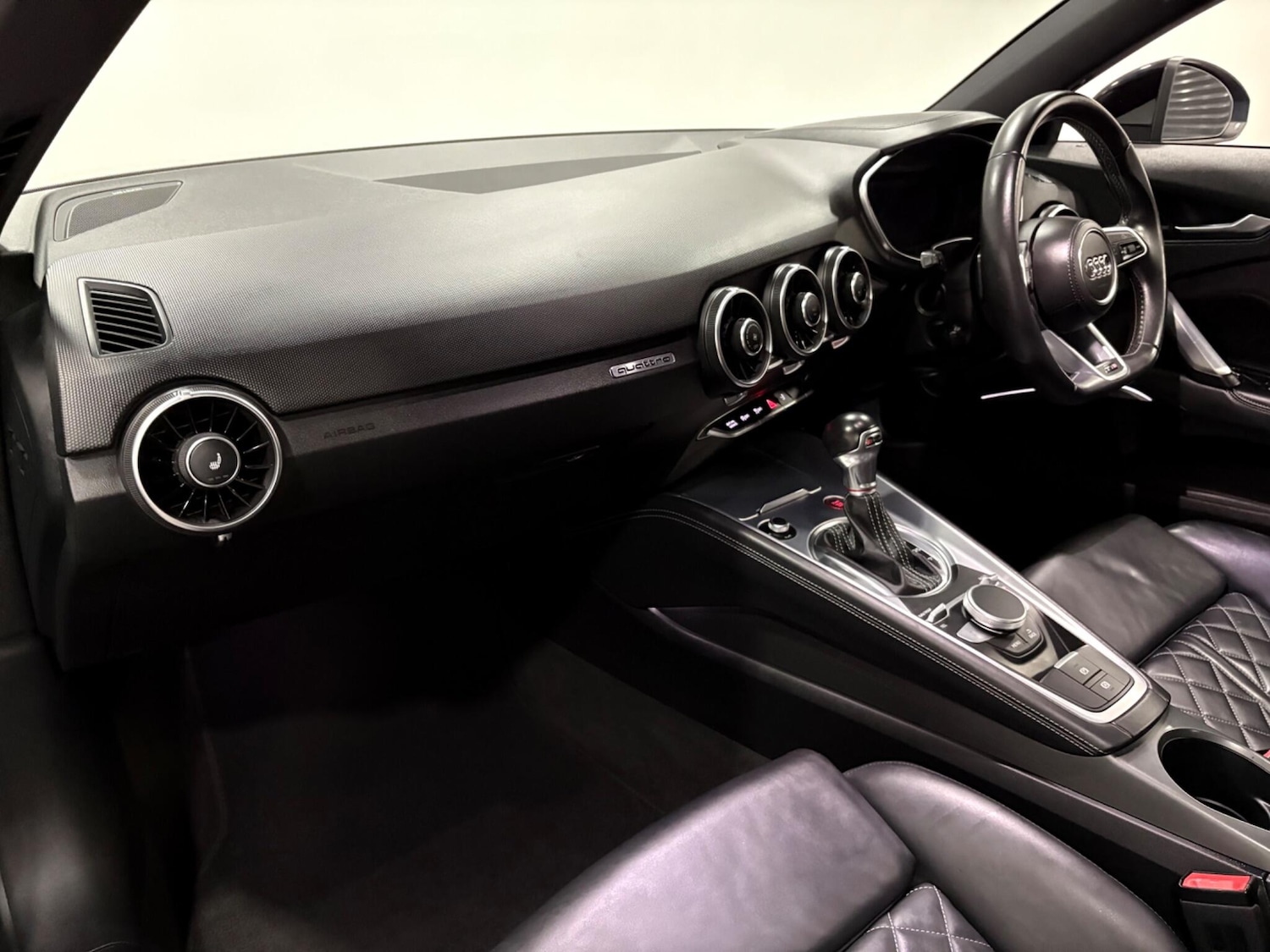 Used Audi TT 2017 for sale - 77020986: Photo 10