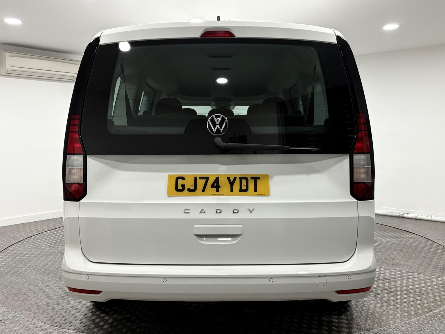 Used Volkswagen Caddy Maxi 2024 for sale - 76484365: Photo 4