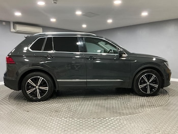 Used Volkswagen Tiguan 2017 for sale - 79373345: Photo