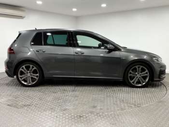 Used Volkswagen Golf 2017 for sale - 74862208: Photo
