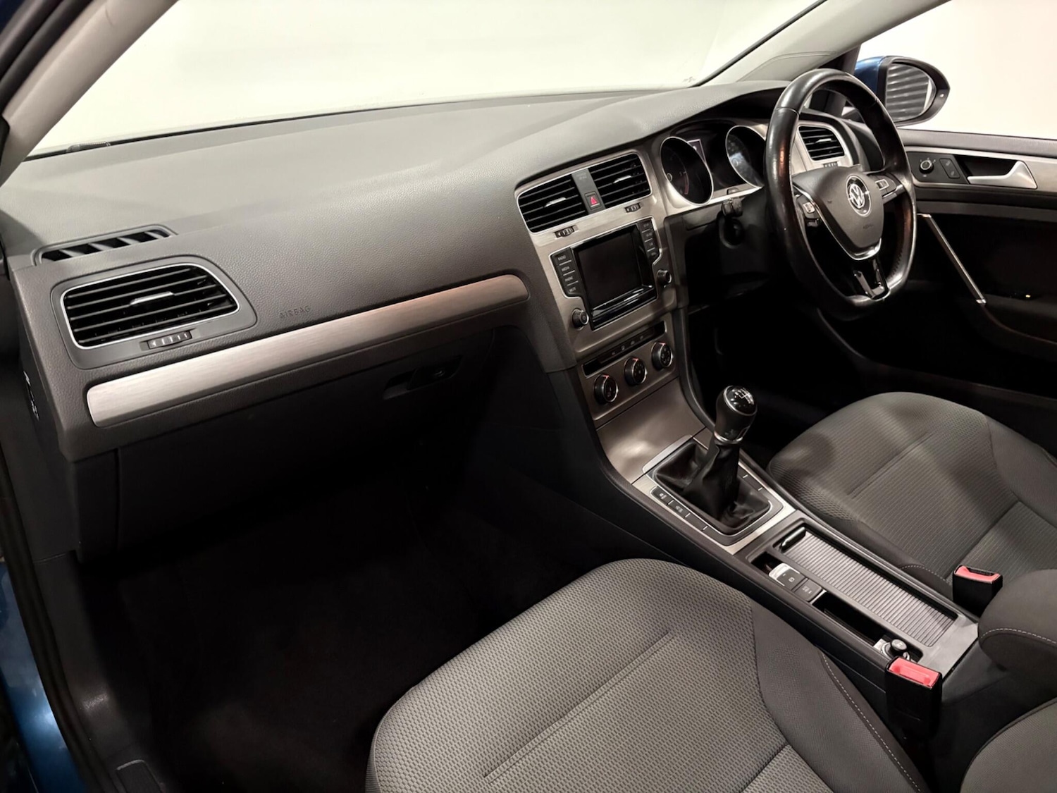 Used Volkswagen Golf 2014 for sale - 77696199: Photo 11