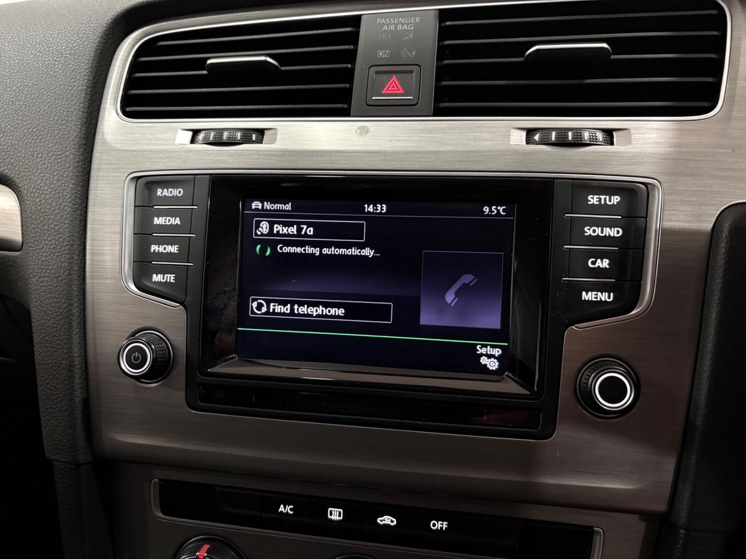 Used Volkswagen Golf 2014 for sale - 77696199: Photo 24