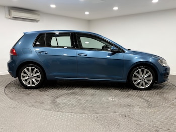 Used Volkswagen Golf 2014 for sale - 77696199: Photo