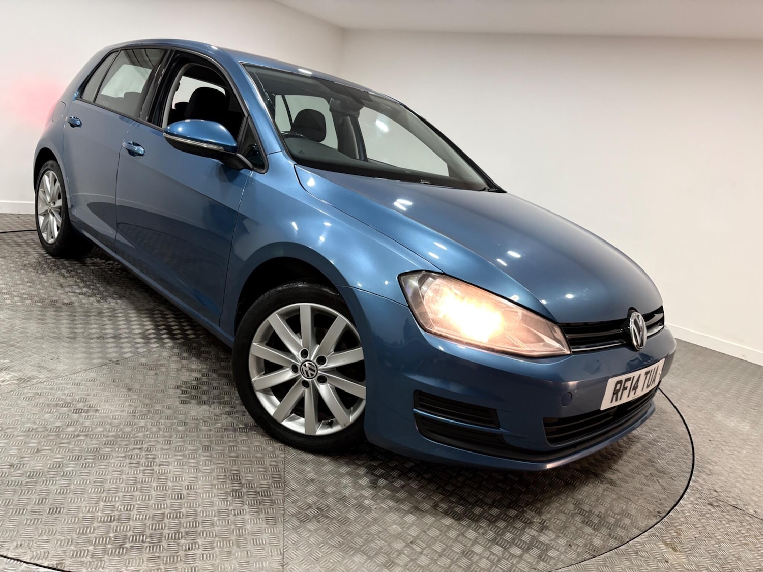 Used Volkswagen Golf 2014 for sale - 77696199: Photo 41