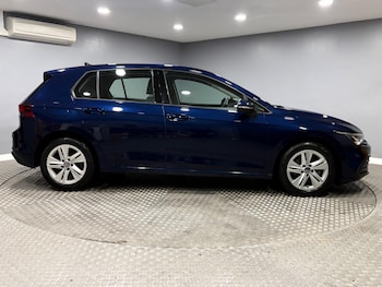 Used Volkswagen Golf 2024 for sale - 78842203: Photo