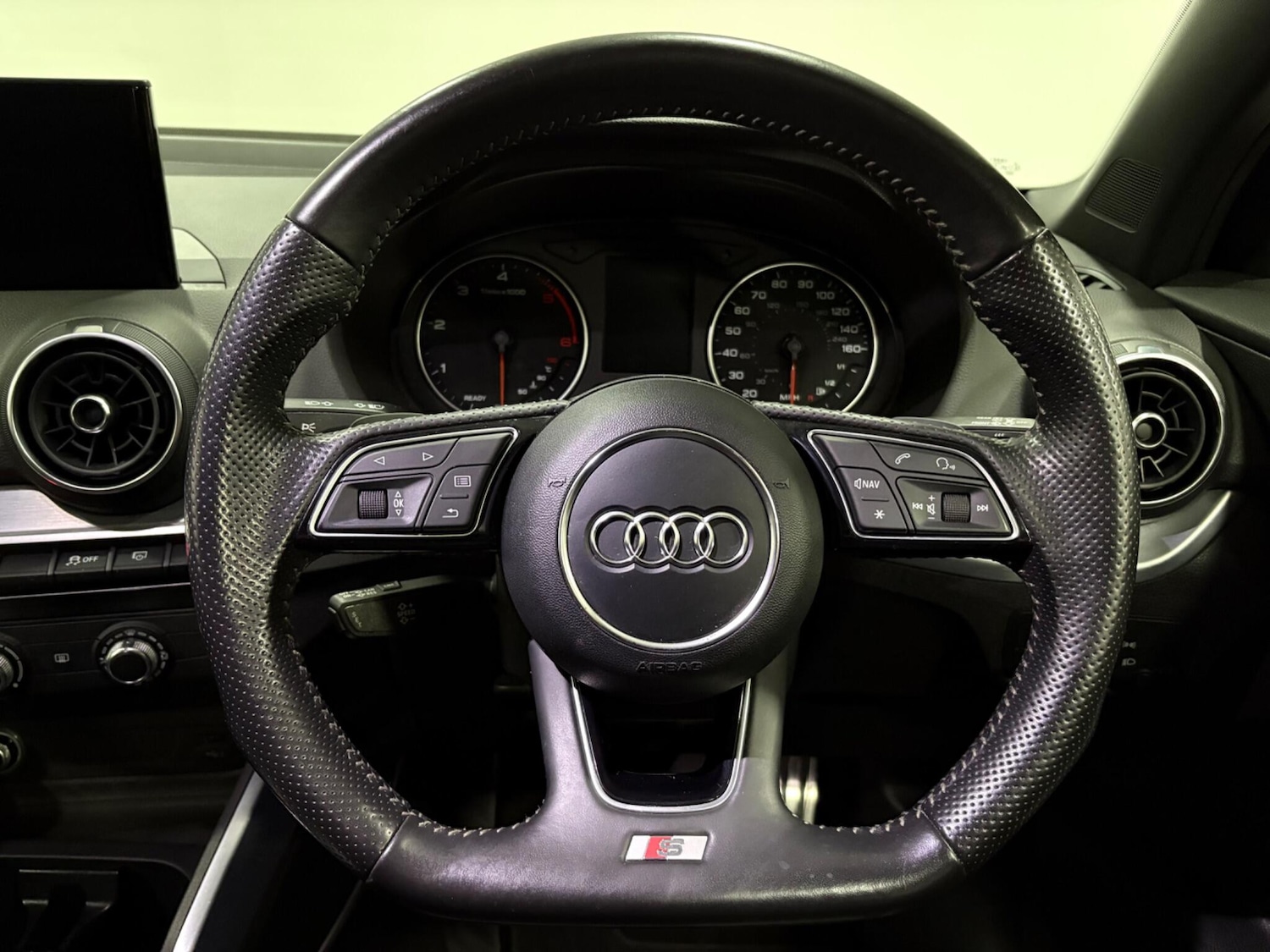 Used Audi Q2 2017 for sale - 76898772: Photo 14