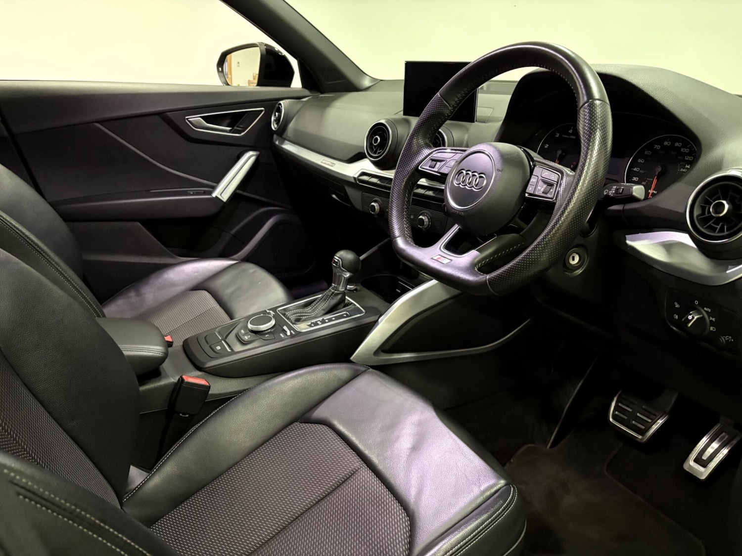 Used Audi Q2 2017 for sale - 76898772: Photo 9