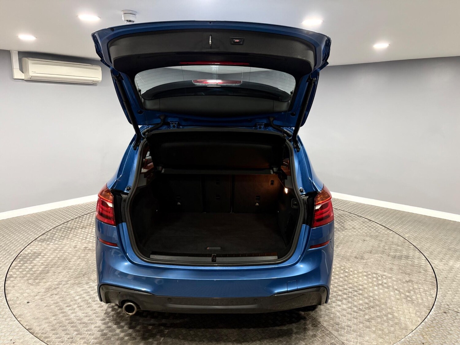 Used BMW 2 Series 2018 for sale - 77723973: Photo 44