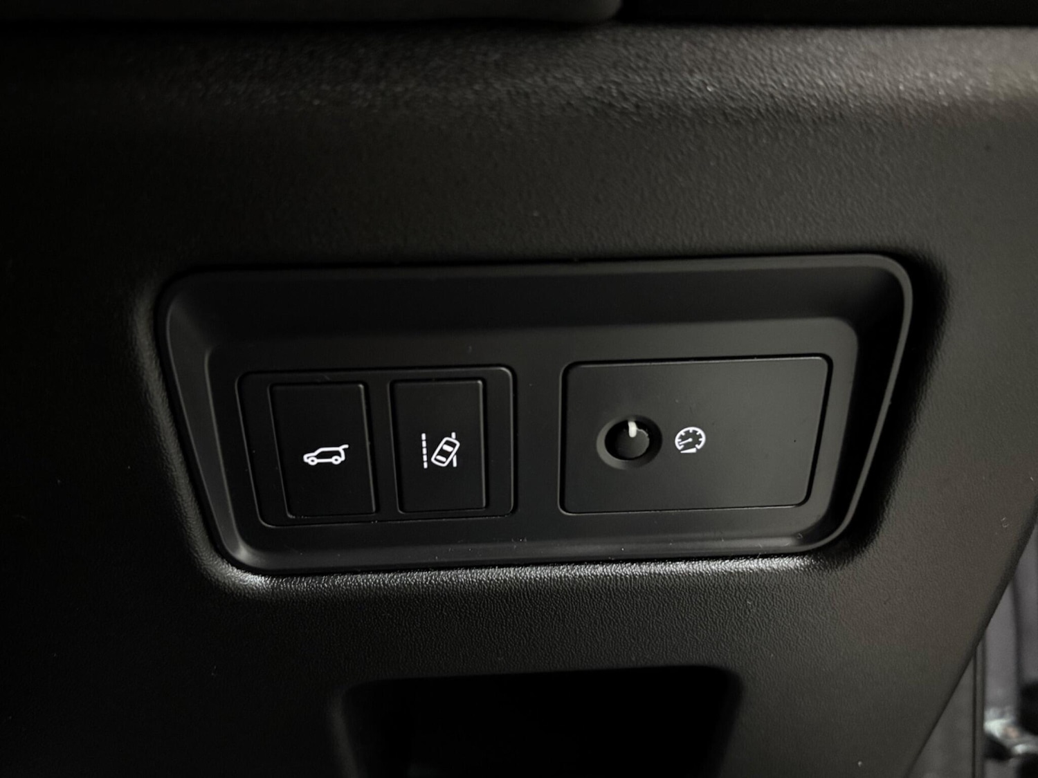 Used Land Rover Discovery 2018 for sale - 76832634: Photo 39