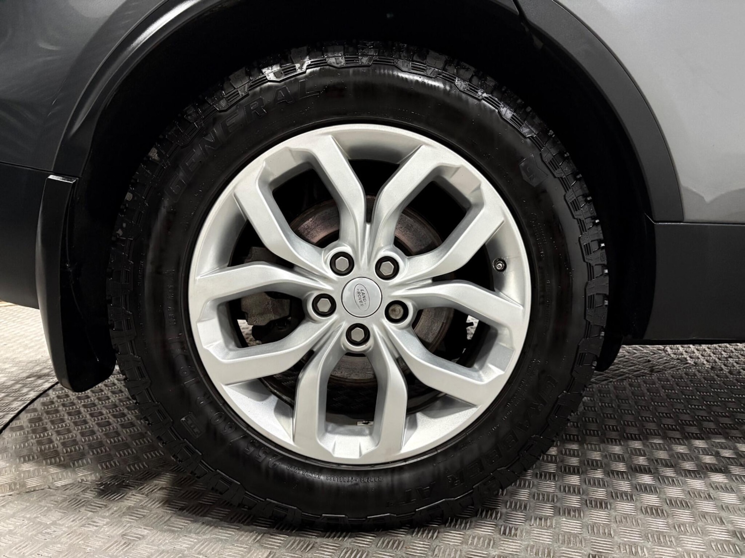 Used Land Rover Discovery 2018 for sale - 76832634: Photo 53