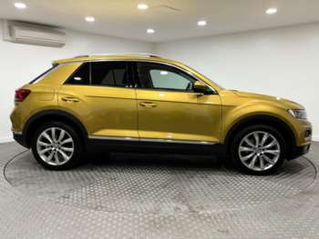 Used Volkswagen T-Roc 2018 for sale - 74452988: Photo