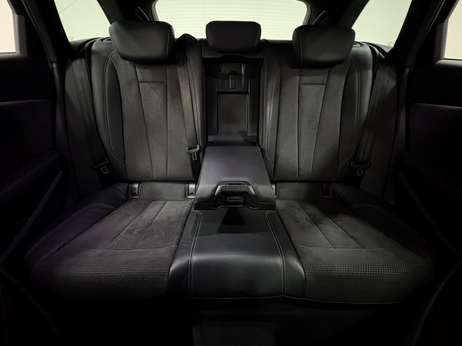 Used Audi A4 2019 for sale - 77120386: Photo 38