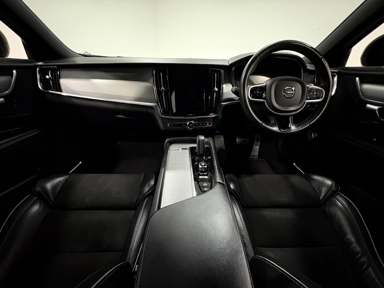 Used Volvo V90 2021 for sale - 76200318: Photo 10