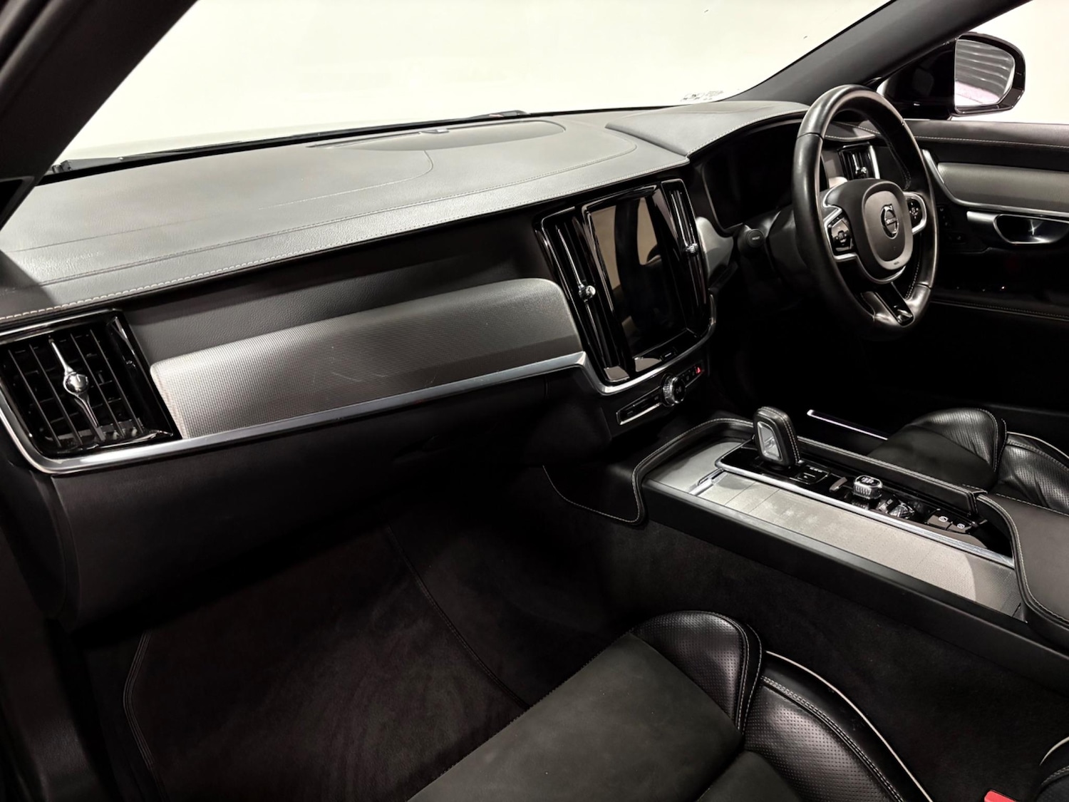 Used Volvo V90 2021 for sale - 76200318: Photo 11