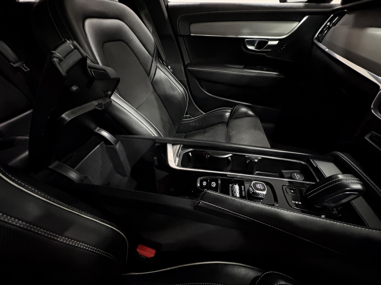 Used Volvo V90 2021 for sale - 76200318: Photo 32